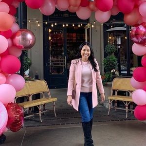 Meet your Posher, Ayana